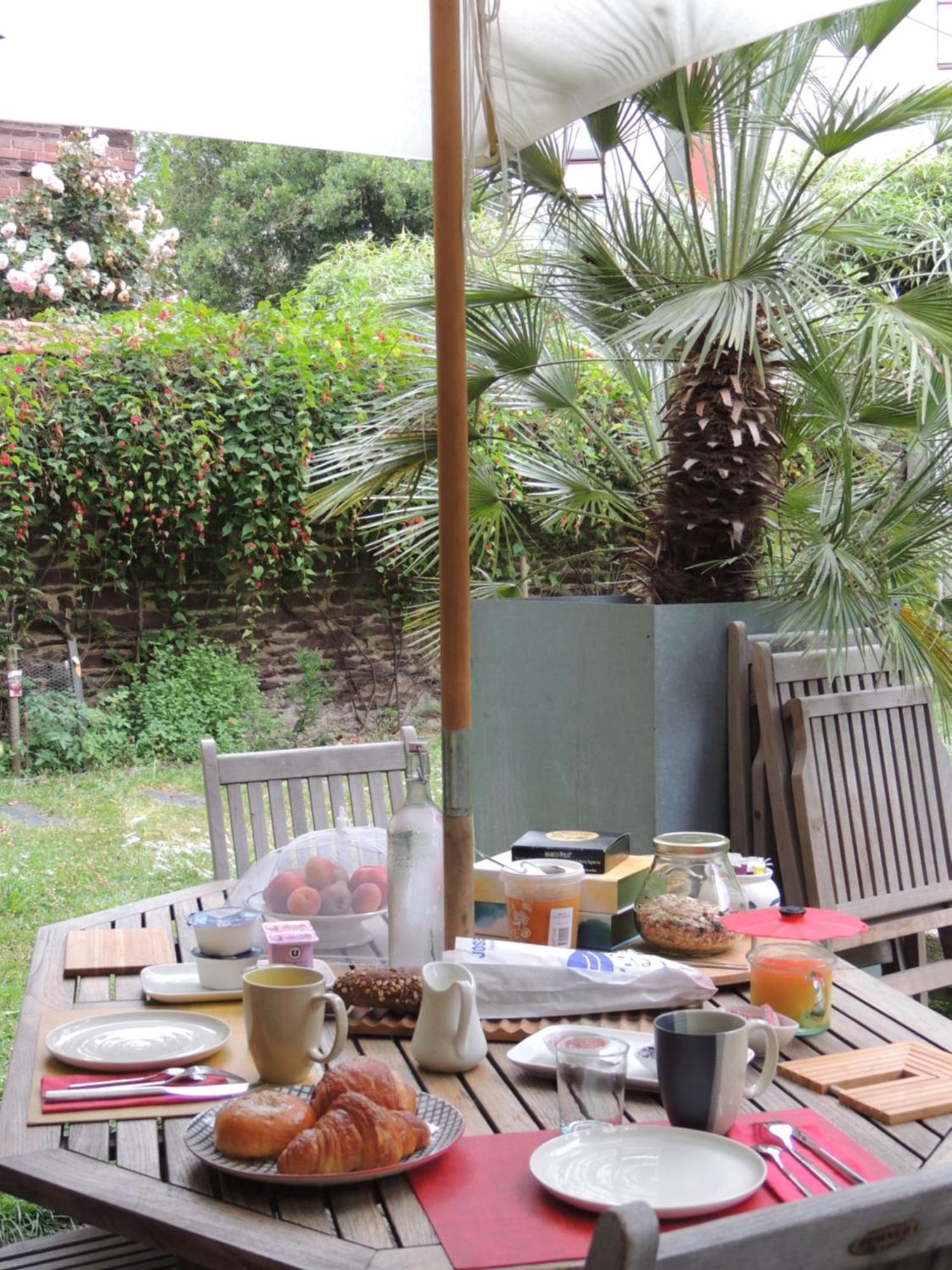 Chambre D'Hote Le Jardin De L'Esplanade Rennes Centre Et Gare 외부 사진